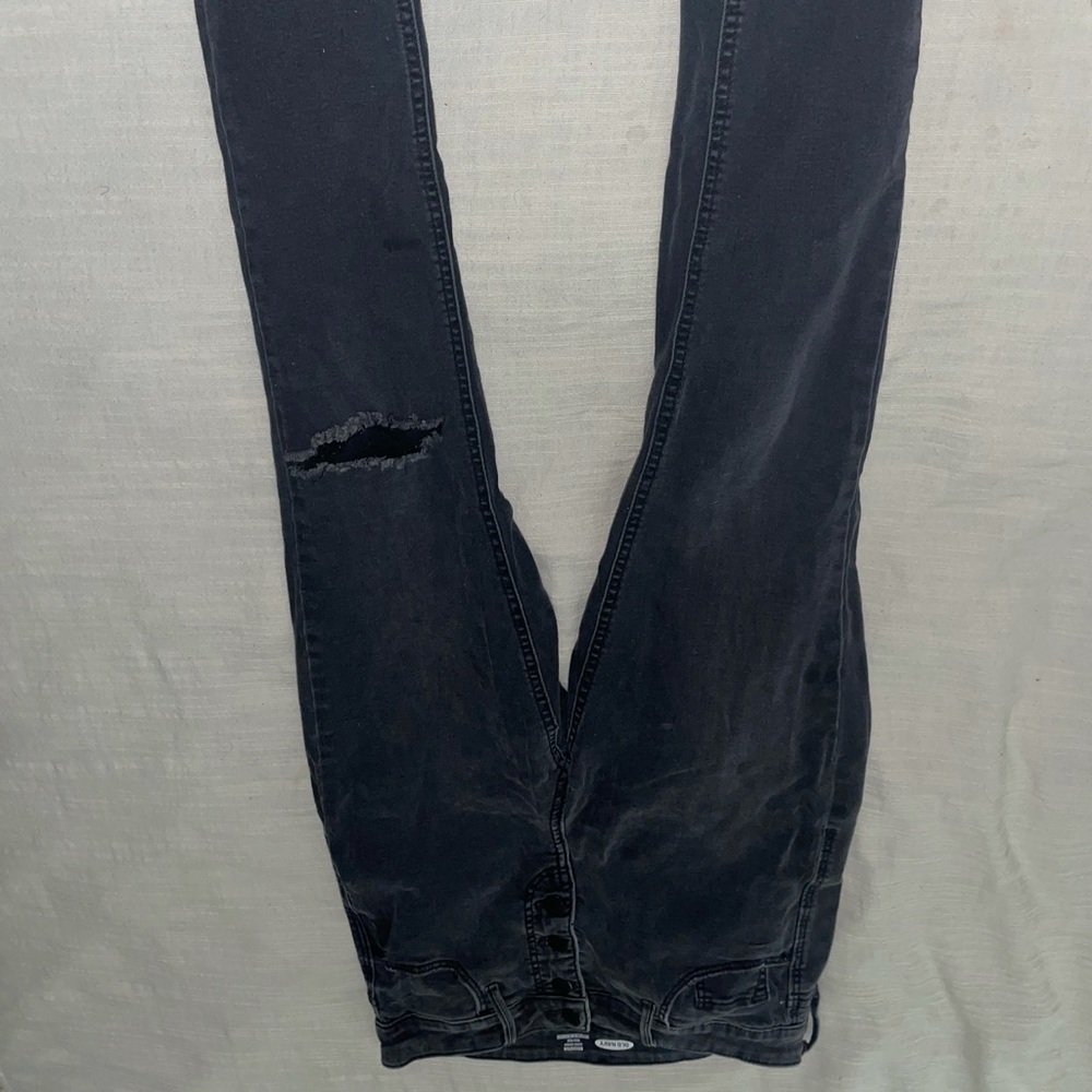 Women’s grey jeans
